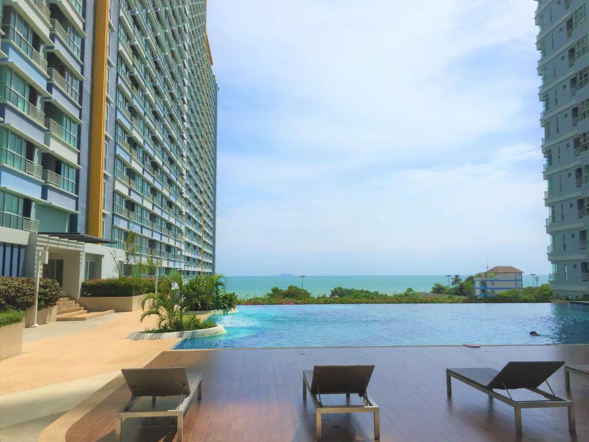 Cosy Lumpini Beachfront One Bedroom Jomtein Praia de Jomtien Exterior foto